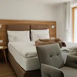 Bernina 3* Pontresina