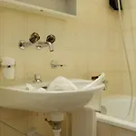 Bernina Otel 3*