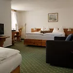 Bernina 3*