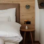 Hotel Bernina 3*