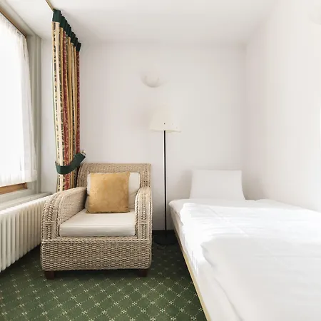 Bernina Szálloda Pontresina